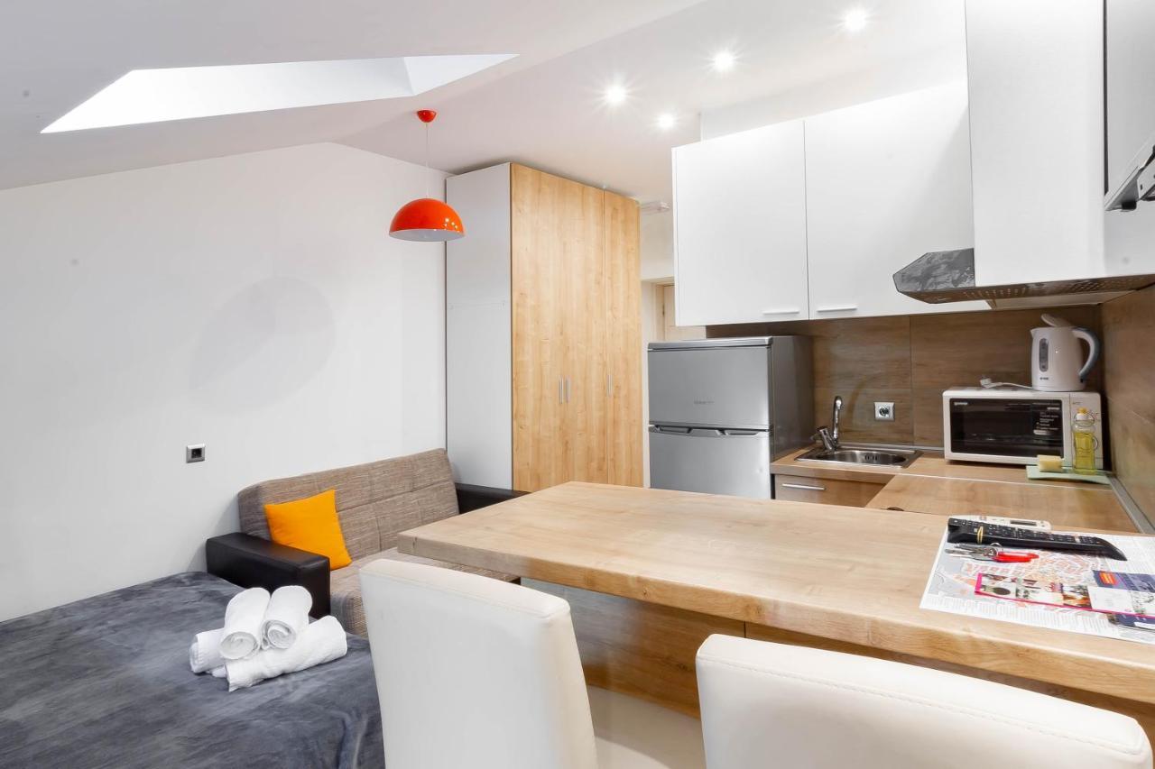 Apartments Pomerio Rijeka East Esterno foto